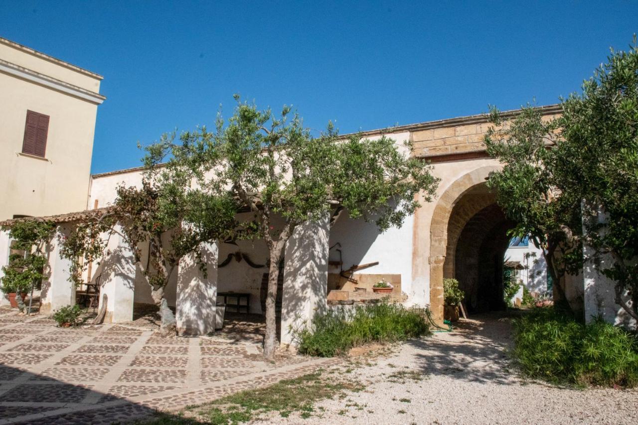 Bed and Breakfast Baglio Spano - Antiche Dimore Di Sicilia Petrosino Exterior foto